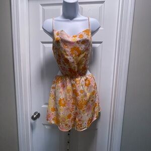 Le Lis Collection Floral Cutout Romper Retro Tie Back NWT Size Small